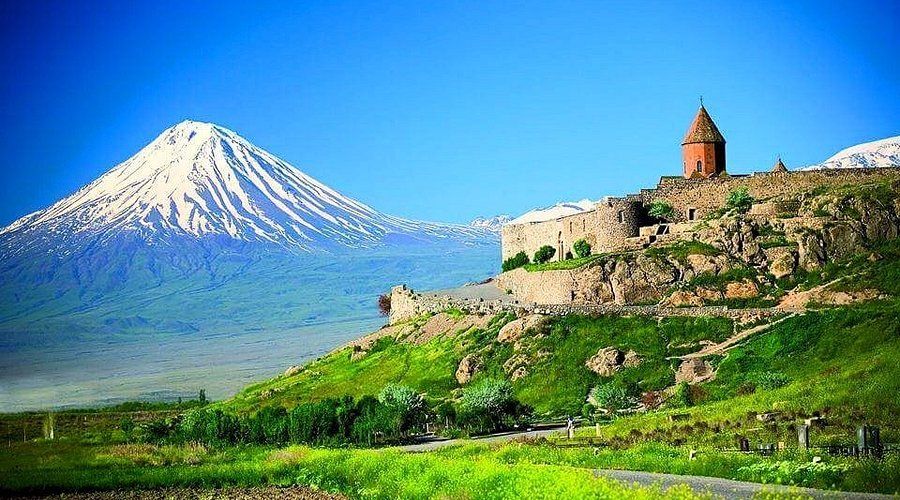 UWAGA! JUŻ TYLKO MIEJSCA REZERWOWE!  Pielgrzymka Gruzja – Armenia - 8 dni - 7 - 14 kwietnia 2027 r.